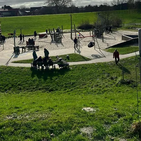 With Terrace And 2 בית נופש *